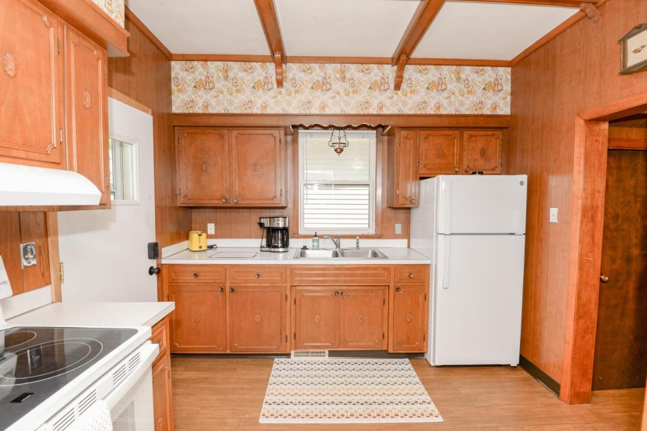 Villa Unique Two Story With A Vintage Flare Fargo Exterior foto
