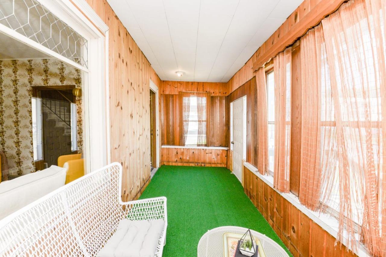 Villa Unique Two Story With A Vintage Flare Fargo Exterior foto